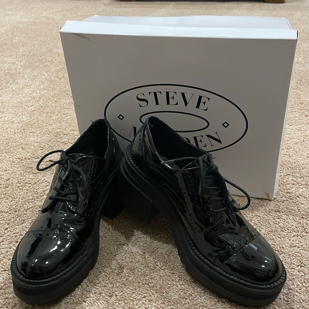 Steve Madden Exceed Black Patent Shoes 6.5